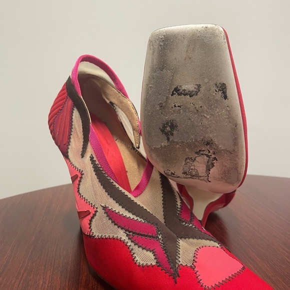 Fendi shoes size 37 - Picture 2 of 5